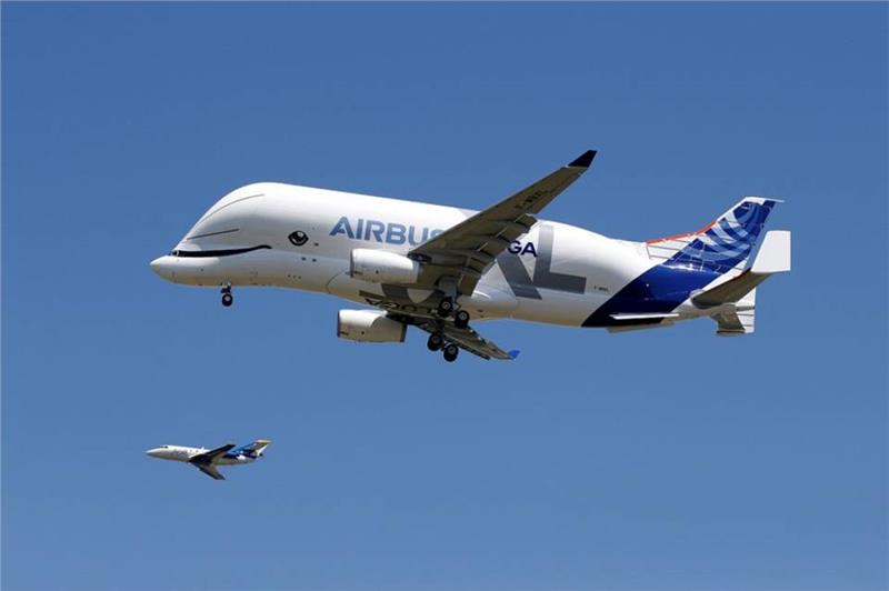 May bay Airbus Beluga 