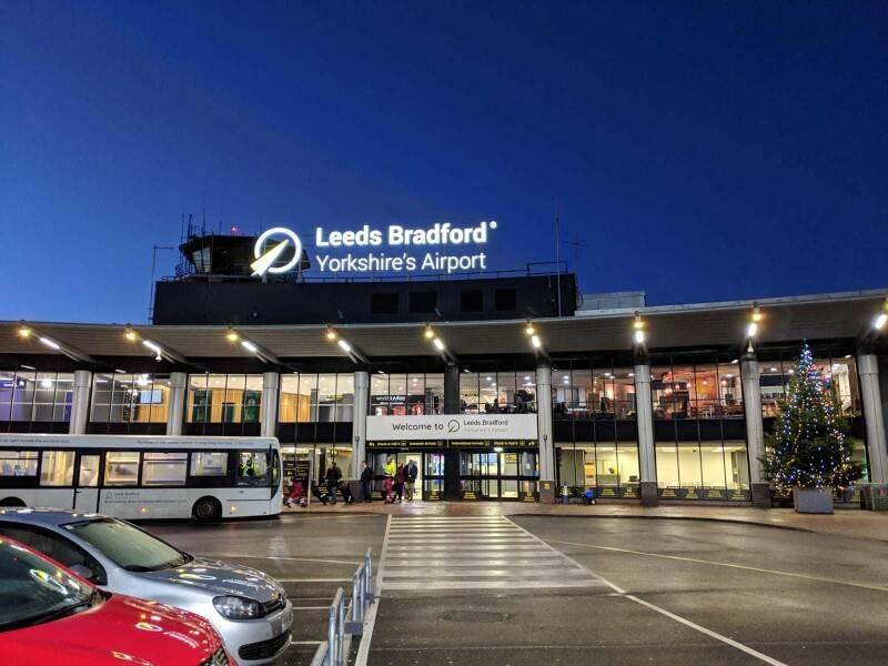 Sân bay quốc tế Leeds Bradford 