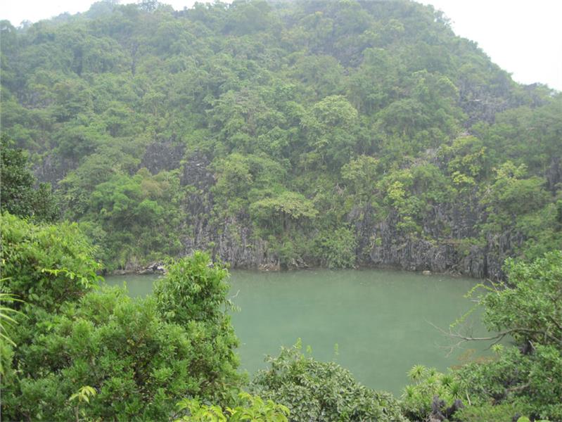 Bai Tu Long National Park