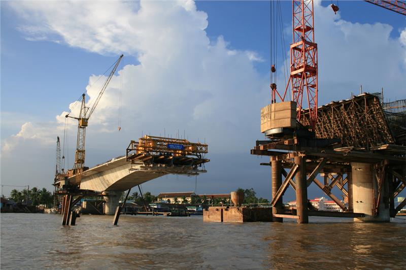 A bridge under construction in Can Tho