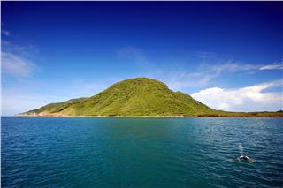 Bay Canh Island