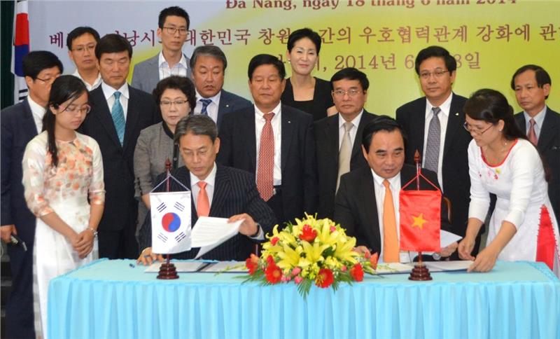 Cooperation between Da Nang and Changwon Korea boosted