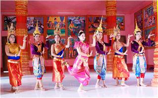 Bring Cham dance into Da Nang tourism activities