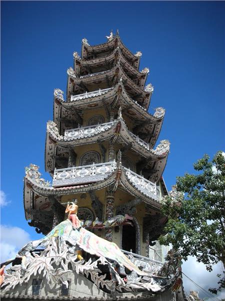 Steeple at Linh Phuoc Pagoda