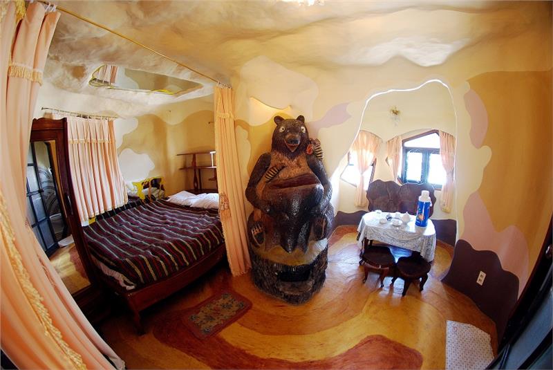 Bear Room at Dalat Crazy House