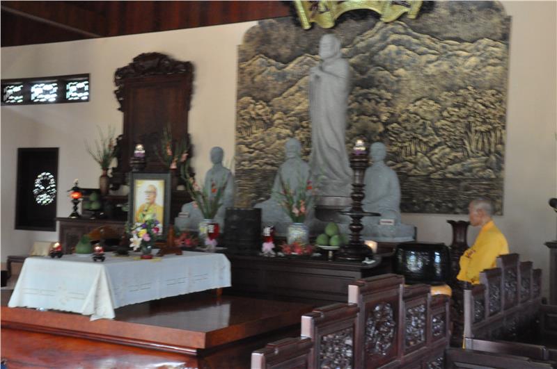 9. Dalat - Truc Lam Monastery