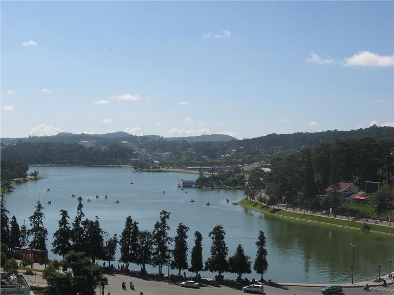 Xuan Huong Lake, view from Ngoc Lan hotel