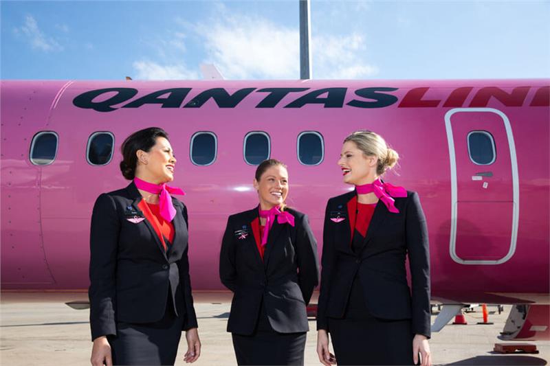 Qantas cabin crew