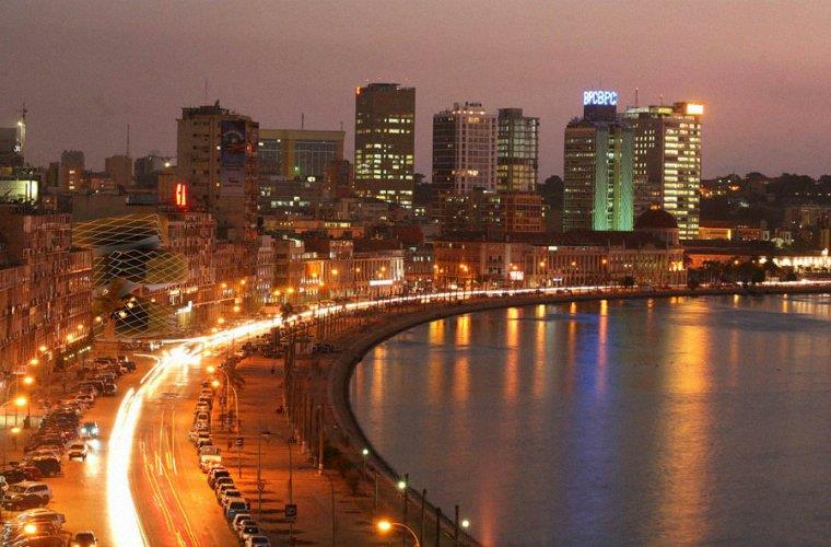 Đêm về trên thành phố Karachi