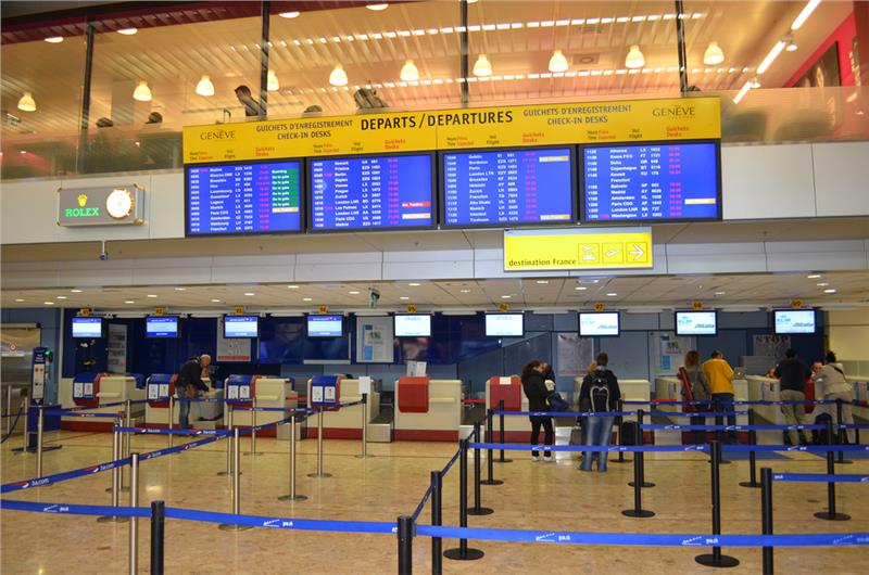 Check in Geneva International Airport