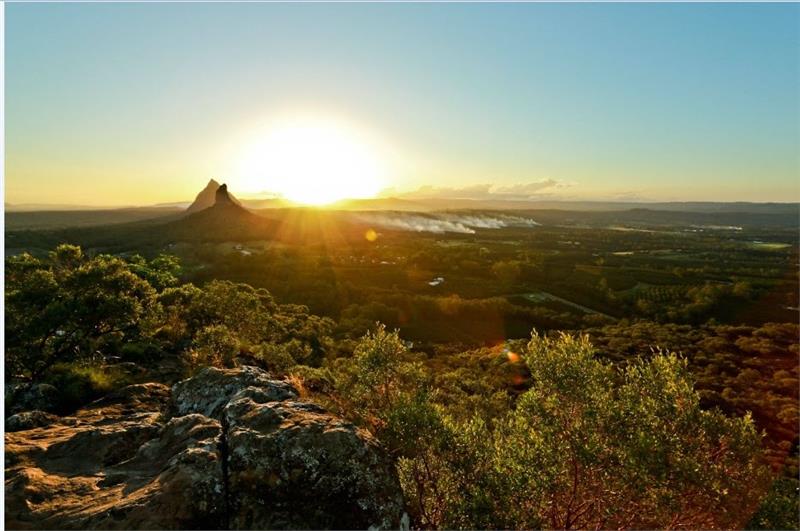 Ngọn núi Glass House Ngọn núi Glass House