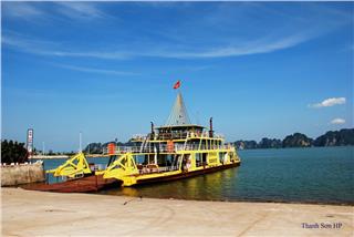 Tuan Chau ferry connects Halong Bay and Cat Ba Island