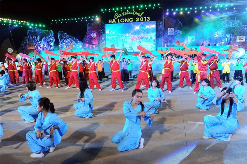 Special Performances in Halong Carnival