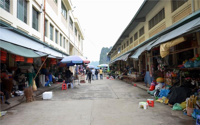 Inside Halong Market