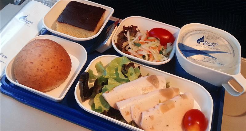 An economy class meal, Bangkok Airways