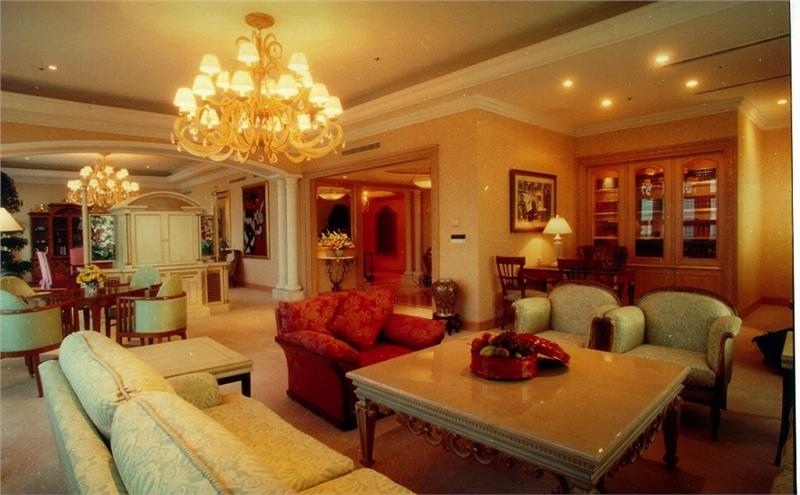 Hanoi Daewoo Hotel - Royalsuite-Livingroom