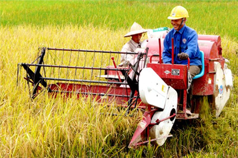 Farmers equipped with technology
