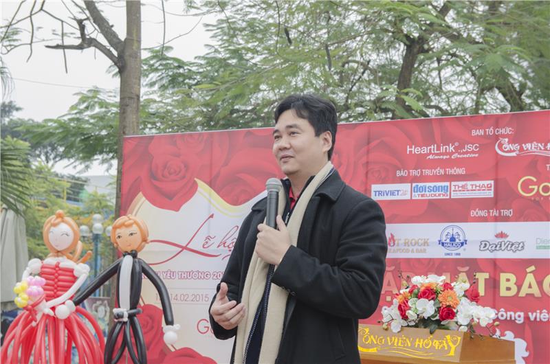 Representative of Valentine Festival organizers