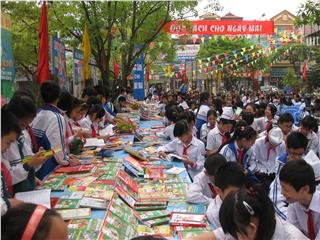 Vietnam Book Day again in Hanoi