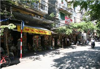 Lan Ong Street - traditional medicine space revived