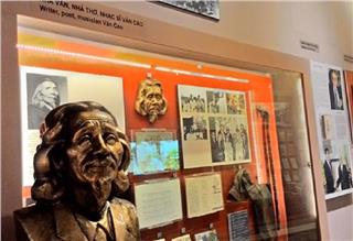 Vietnam Literature Museum opened with over 4000 artifacts