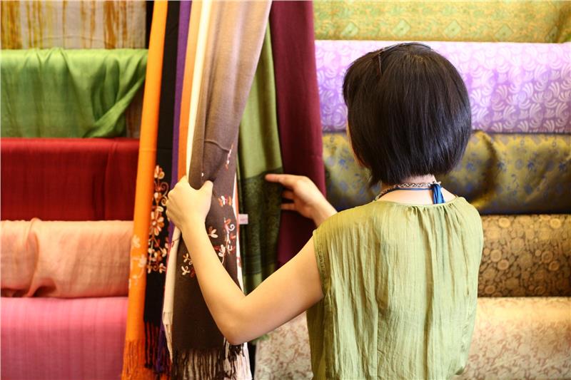 Van Phuc Silk Village – Cradle of outstanding Vietnamese silk