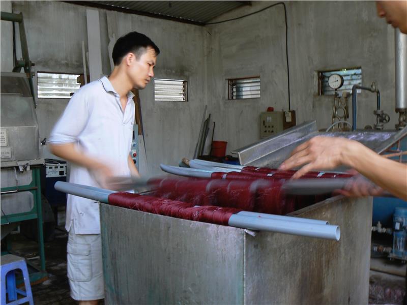 Van Phuc Silk Village - Making silk