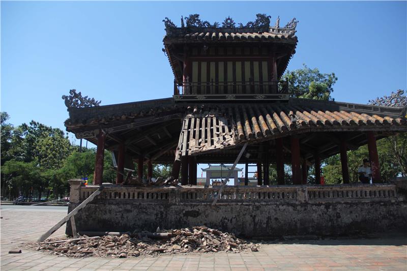 Collapsed roof of Phu Van Lau