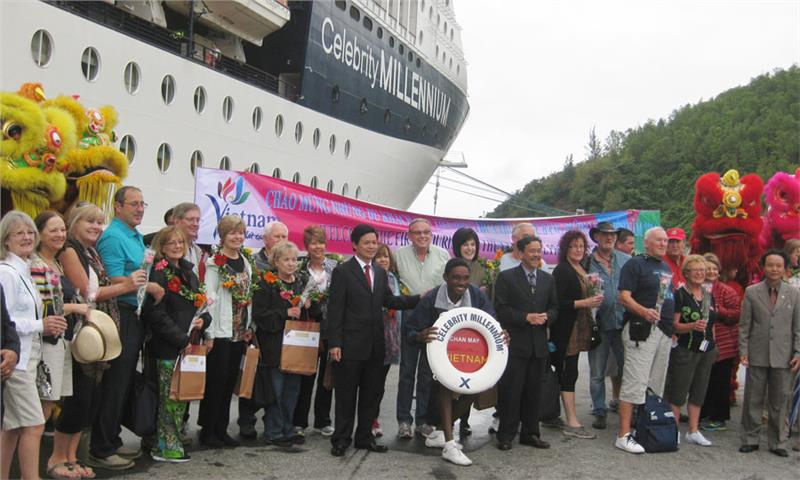 Chan May Port welcomes 34000 tourists to Hue in 2014