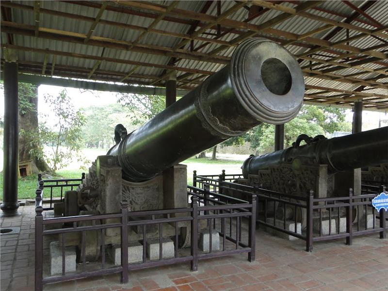 One of Nine Holy Cannons of Nguyen Dynasty