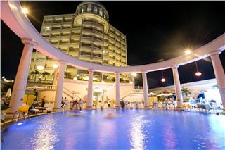 Sunrise Nha Trang Beach Hotel & Spa introduction