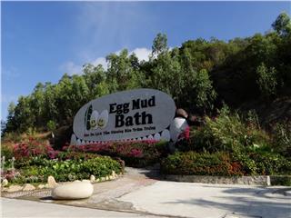 100 Egg Mud Bath