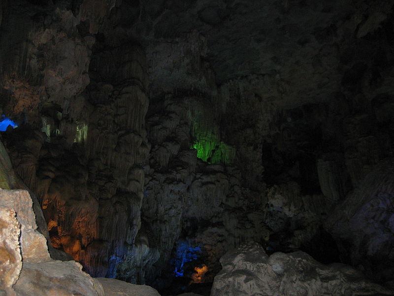 Van Trinh Cave - stalactites and stalagmites