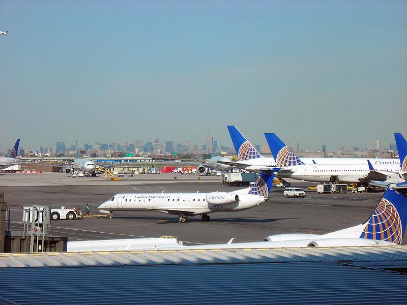 United Airlines moves Premium Service to Newark
