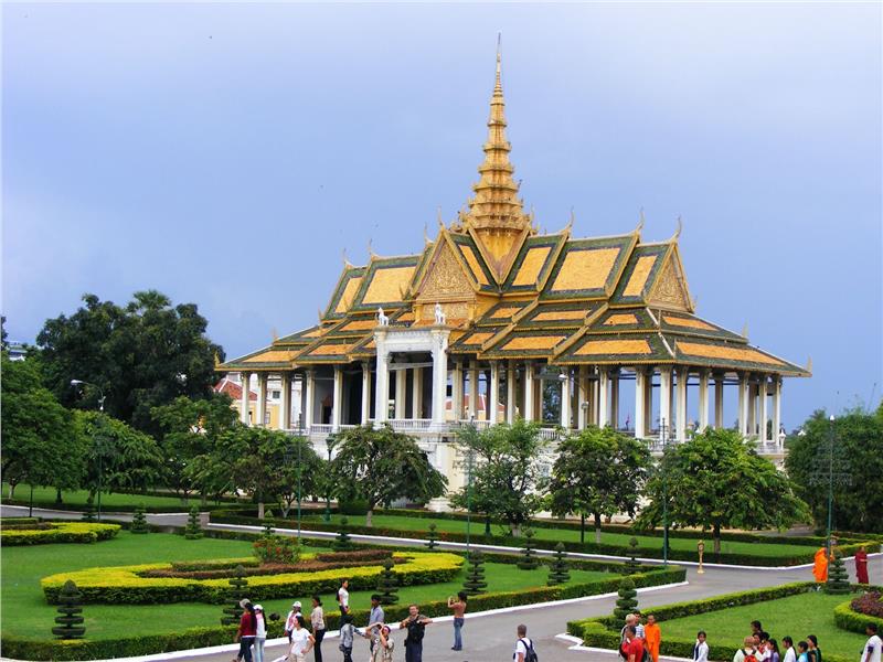 Bayon Airlines promotes cheap Phnom Penh - Saigon flights 
