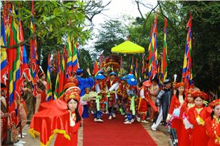 Preparation for Hung Temple Festival 2015