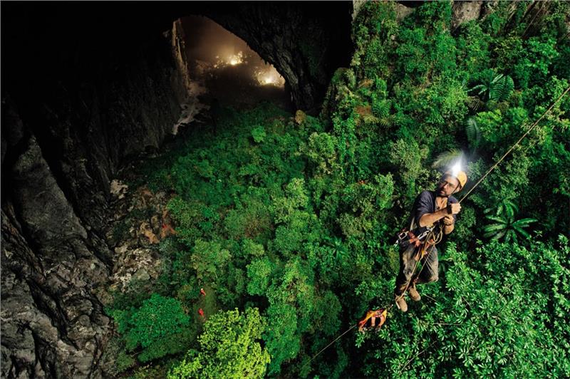 Discovering Son Doong Cave