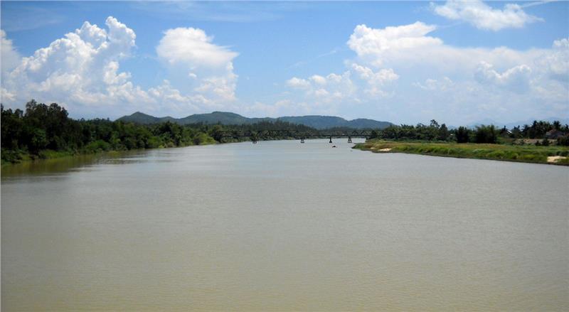 Tra Bong River