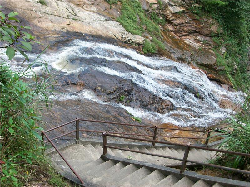 Thac Bac - Silver Waterfall