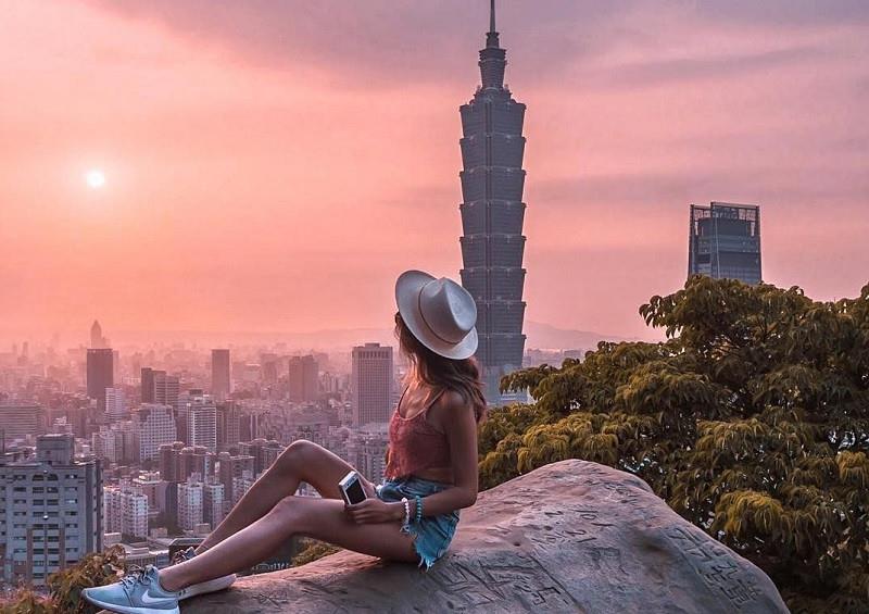 Explore Taiwan with a 4G travel SIM