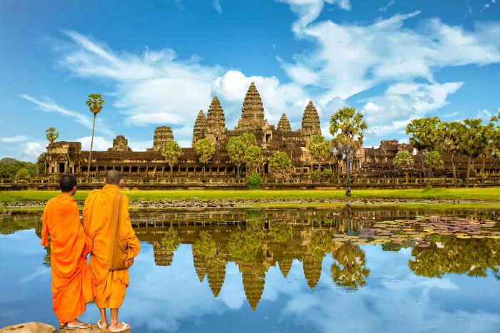 Explore the beauty of Angkor