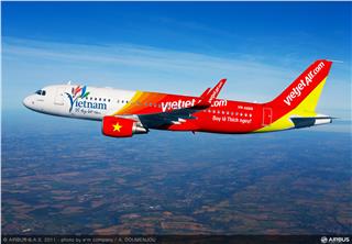 50% discount off Vietjet Air tickets to stimulate Central tourism
