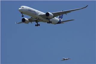 Vietnam Airlines seeks strategic partners in Quarter IV