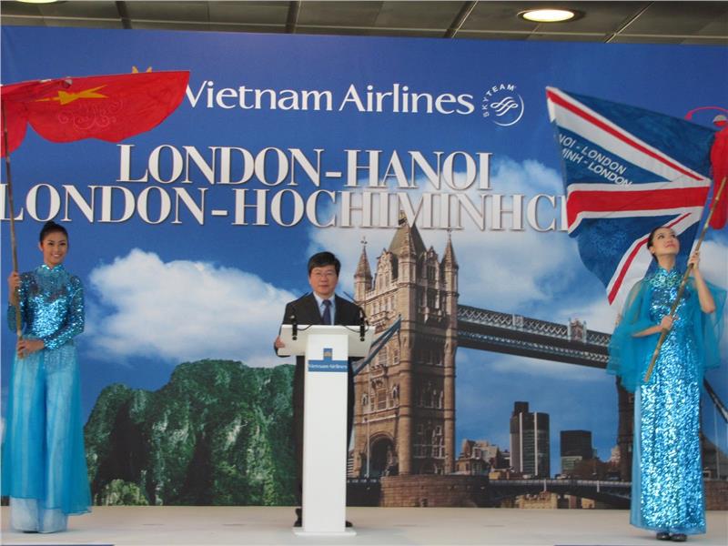 Opening ceremony of Direct Vietnam Airlines flights to London