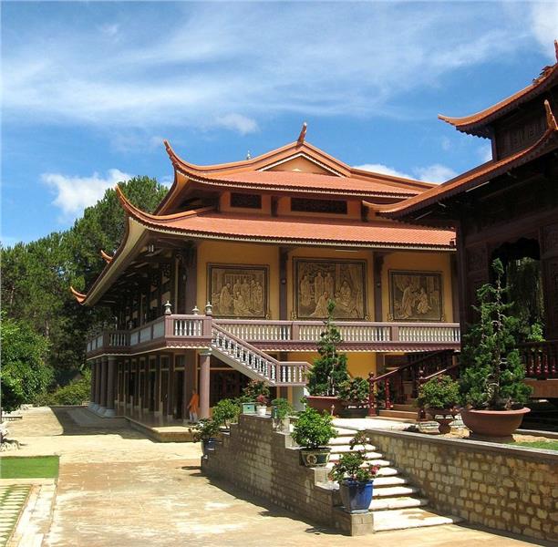 Brief history of Vietnam architecture