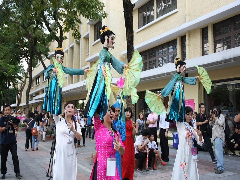 Vietnamese puppet act wins world carnival in Bangkok
