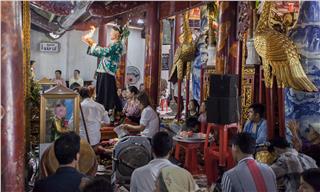 Hầu đồng in Vietnamese spiritual culture