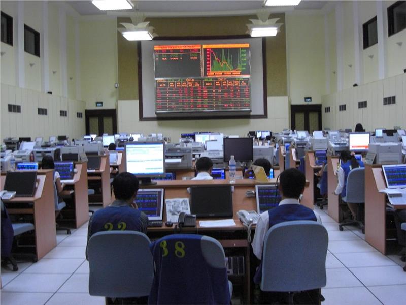 Vietnam stock market attracts foreign investors