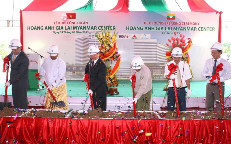 Vietnam enterprises invests in international markets