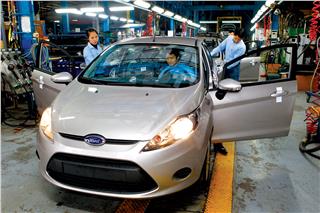 Cars made in Vietnam will account for 70% of domestic market